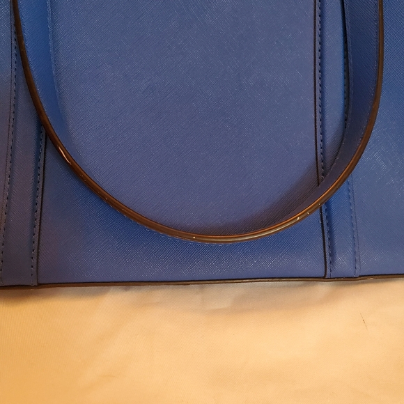 Tote - Picture 3 of 3